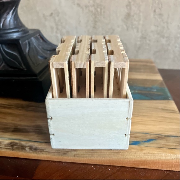 Mini Pallet & Crate Coaster Set martini cocktail print. 4 Coasters w/ crate - Picture 3 of 6